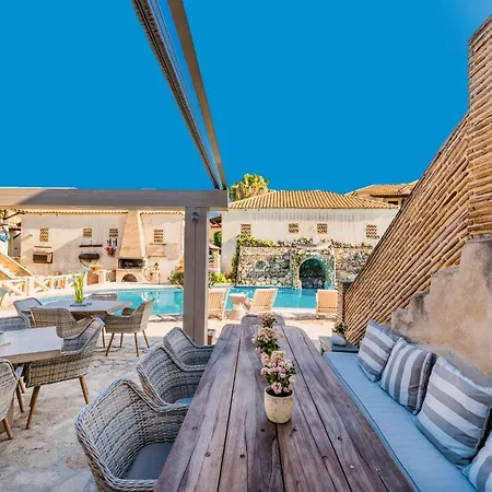 Apartment Garden Village &