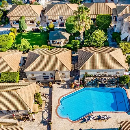 Garden Village & Apartment *